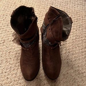 Dolce suede boots